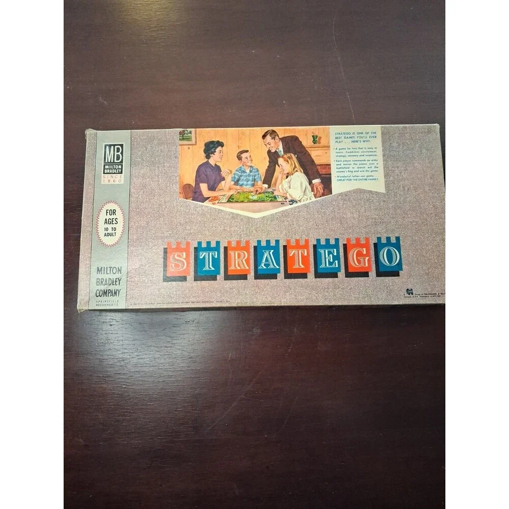 Vintage 1962 Stratego Board Game  Milton Bradley complete